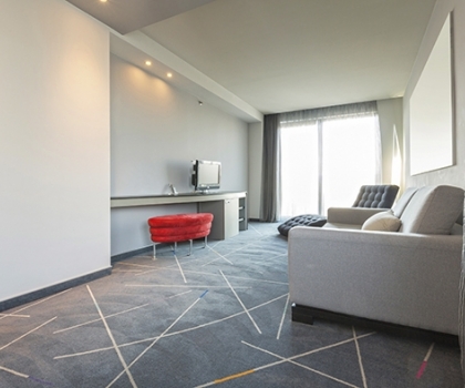 Купить Точечный светильник Indeluz 752A-G42X1B-03